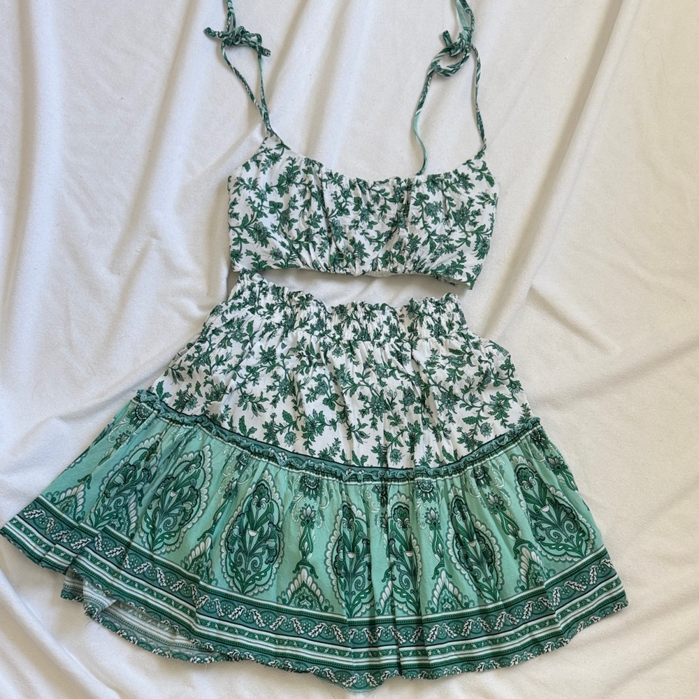 Green Patterned Two-Piece Set